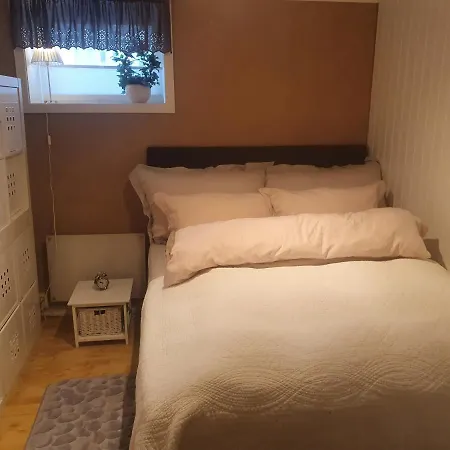 Koselig Rom Med Stue I Sentrum Homestay